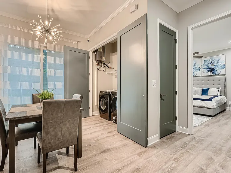 885 Hubbard St SW — Photo 15