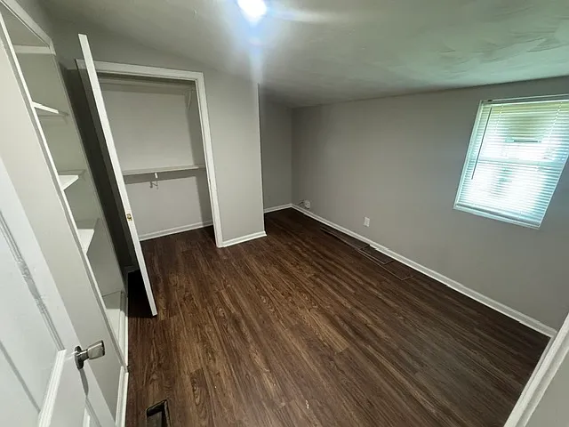 2214 Jefferson St — Photo 10