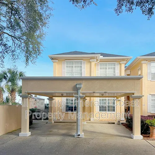 420 Oak Harbour Ln #201 Photo 1
