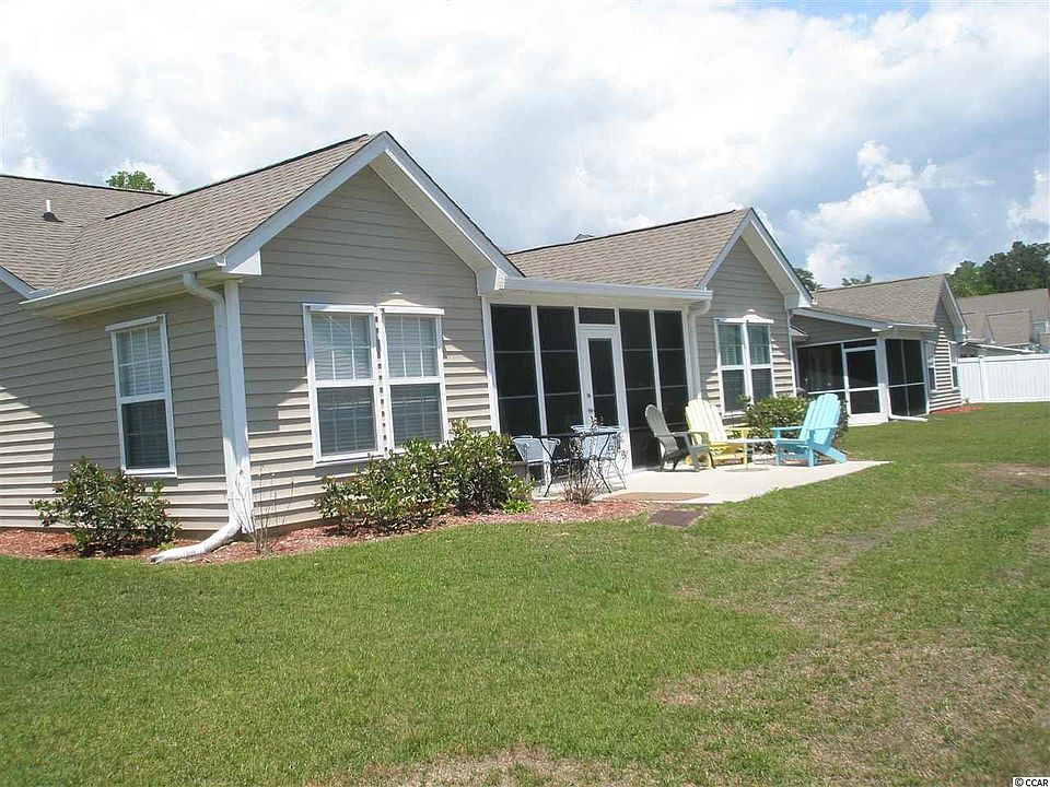 2nd image of 772 Riverward Dr