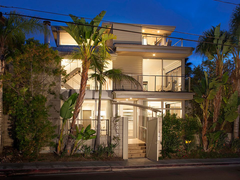 1st image of 301 Playa Del Norte St