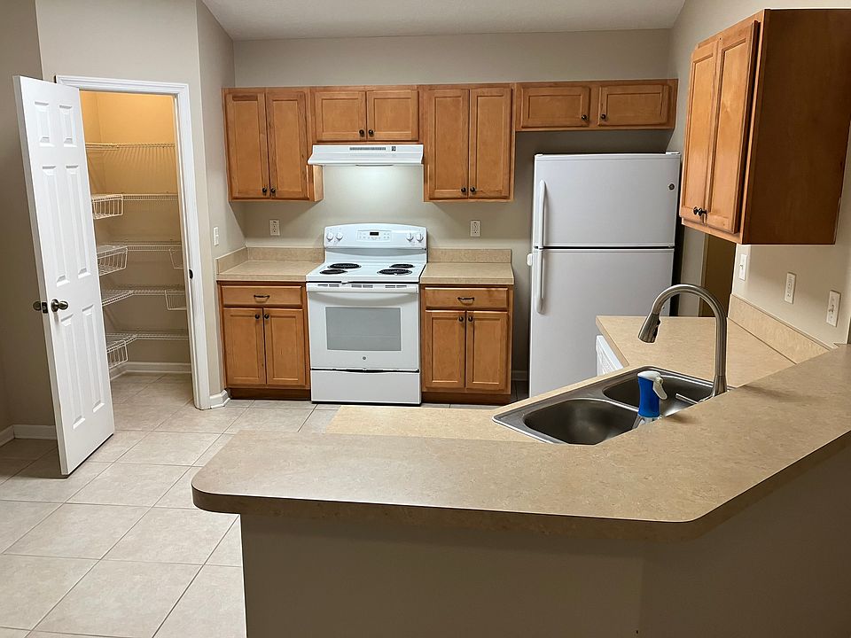 Kitchen 01