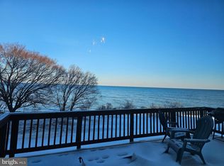 48407 Surfside Dr, Lexington Park, MD 20653