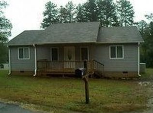 70 Cherokee Trl, Martin, GA 30557