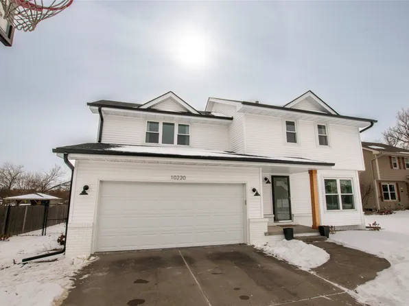 10220 Clark St, Clive, IA 50325