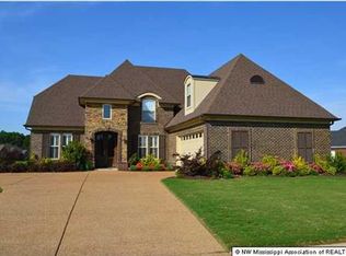 3323 Emery Cir N, Nesbit, MS 38651