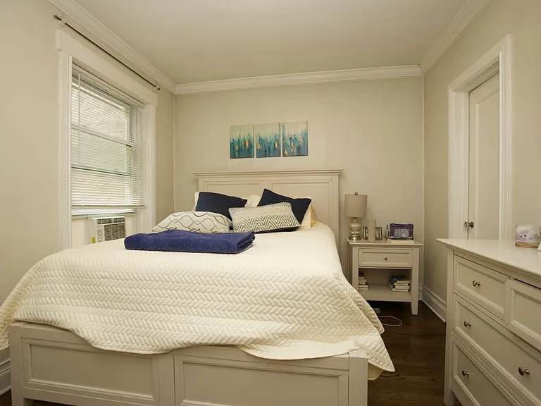 2129 N Dayton St #102 — Photo 13