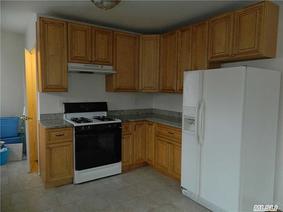 4th image of 1 Tollgate Ct