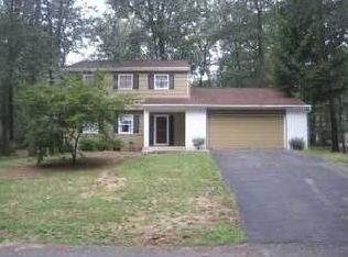 310 Robin Hood Rd, Dillsburg, PA 17019