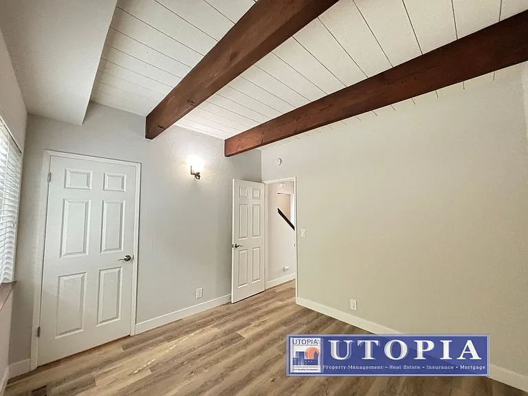 212 Treasure Island Dr — Photo 25