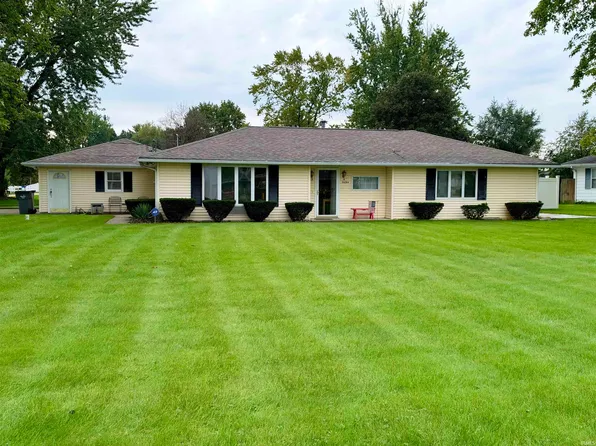 26284 Lake Dr, Elkhart, IN 46514
