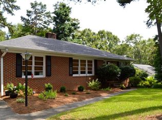 507 Stillwood Dr, Gainesville, GA 30501