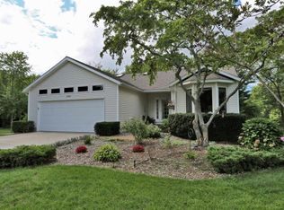 16210 Heather Ct, Spring Lake, MI 49456