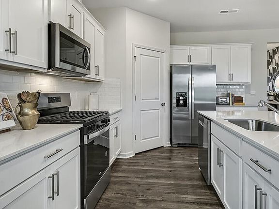 6th image of this home