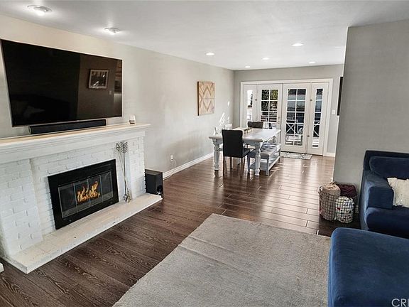 4th image of 28636 Macklin Ave