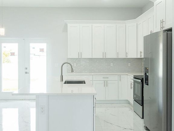5th image of 3498 SW Princeton Street