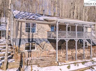 100 Clarks Ln, Newland, NC 28657