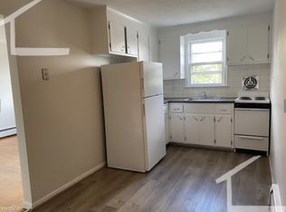 206 High St APT 8A, Waltham, MA 02453