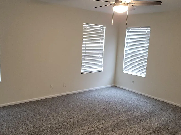 5583 Jasper St — Photo 7