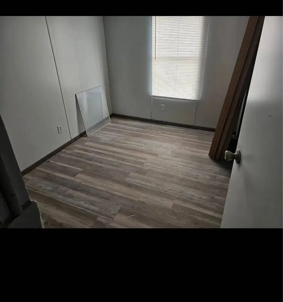 2 bed, 840 sqft, $900 — Photo 2