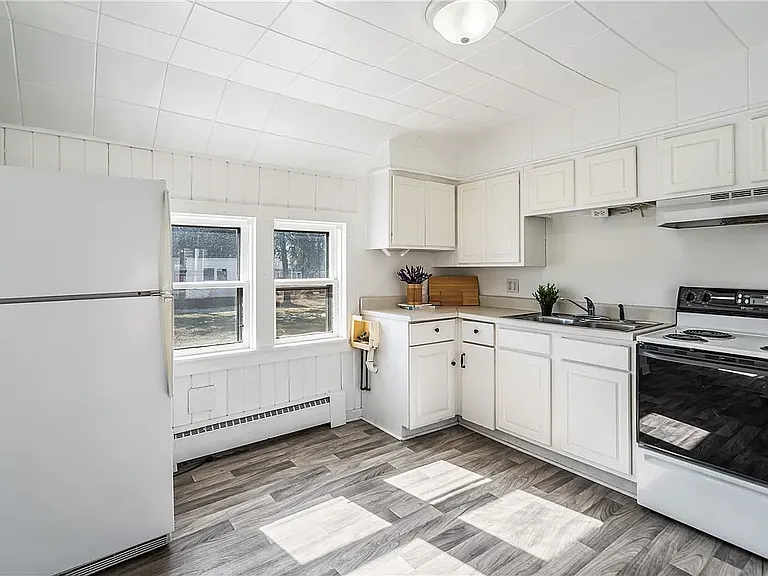 407 W Salem Ave #1 — Photo 10