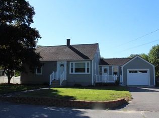 121 Pine Grove Ave, Bellingham, MA 02019