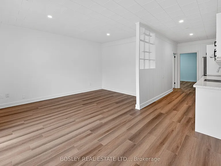 215 King St #1 — Photo 4