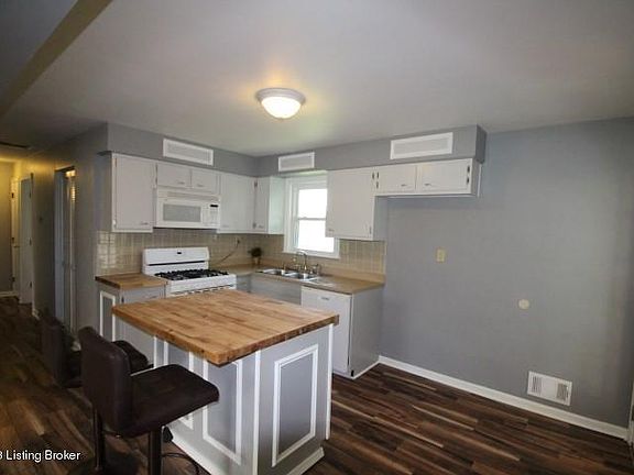 4th image of 233 Carla Dr