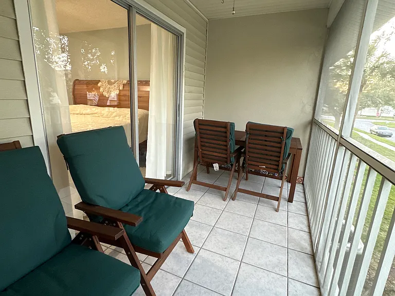 210 Sun Vista Ct N — Photo 9
