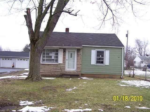 1st image of 1120 S May Ave