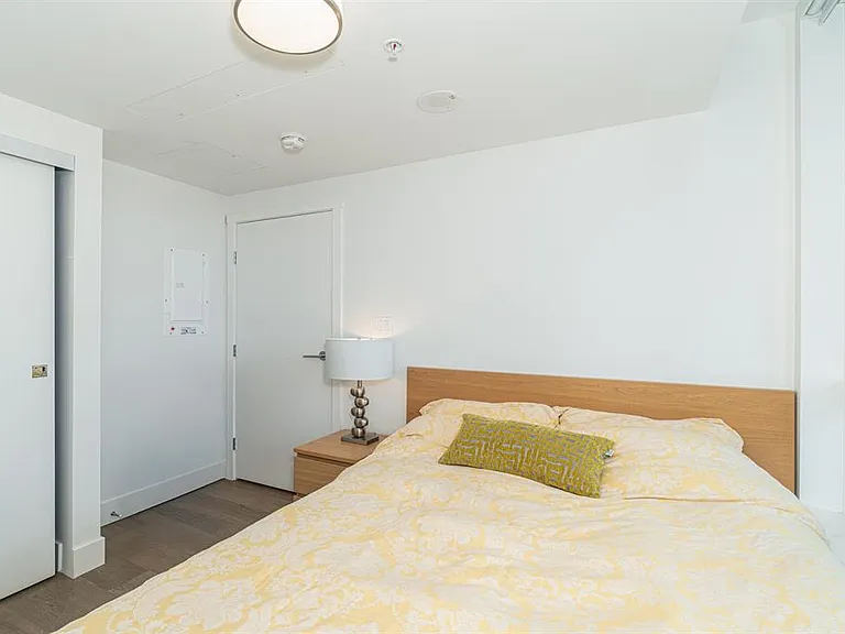 1675 Lions Gate Ln #XX — Photo 2