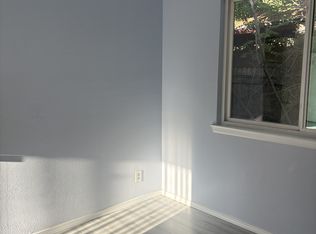 3921 5th St NW Albuquerque, NM 87107 - D, Albuquerque, NM 87110