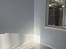 3921 5th St NW Albuquerque, NM 87107 - D, 3921 5th St NW Albuquerque, NM 87107 - D