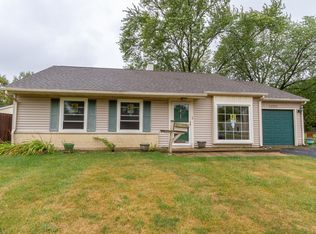 1020 Oakland Dr, Streamwood, IL
