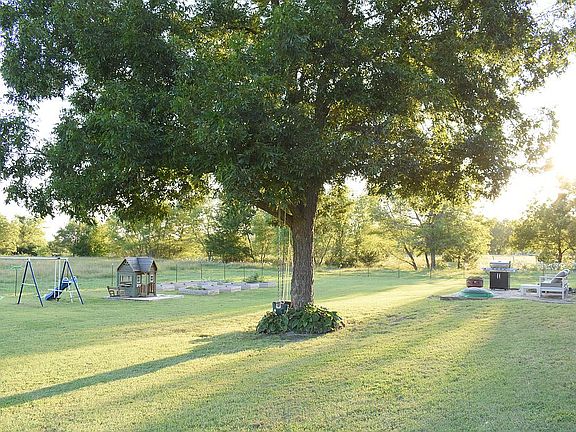 5th image of 284 County Road 4700