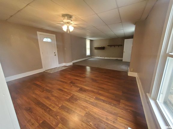 5th image of 206 W Lincoln St
