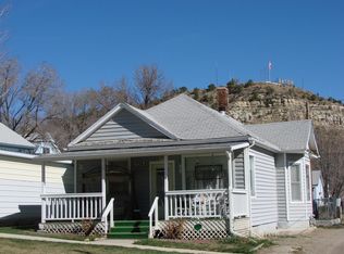 526 Apache Ave, Raton, NM 87740