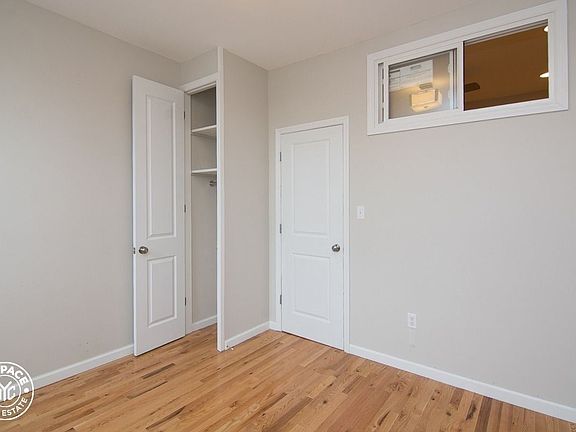 5th image of 240 Crown St #2TT