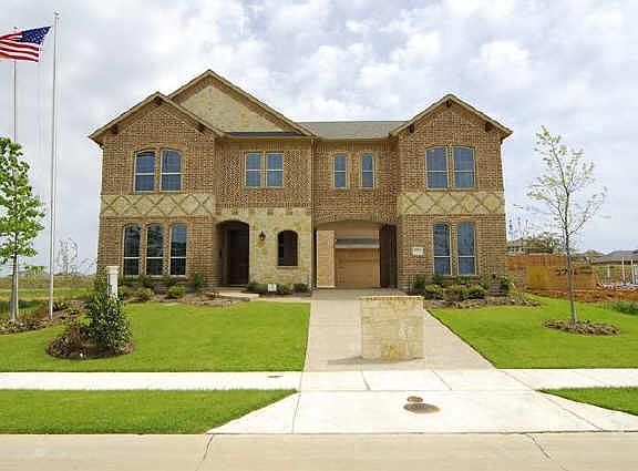 2nd image of 2704 Chapel Springs Dr