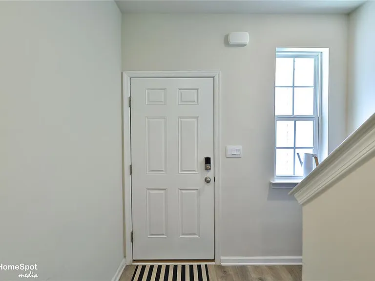 1224 Martin Rd — Photo 3