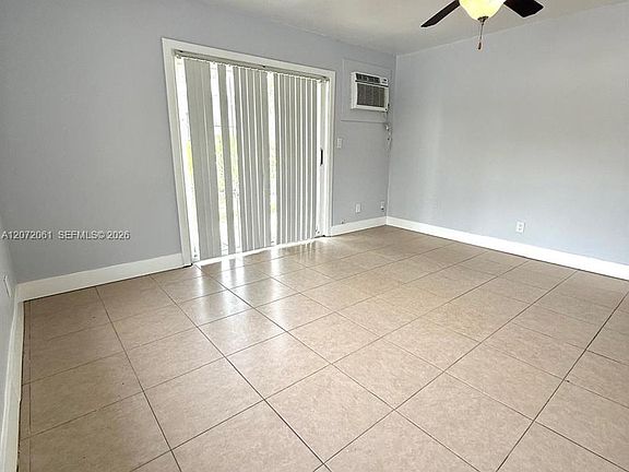 4th image of 1134 NW 1st Ave #1134