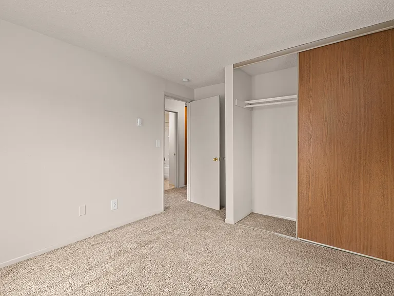 Riviera Apartments Northgate — Photo 52
