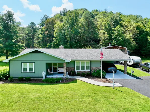 11890 Seneca Trl S, Lindside, WV 24951
