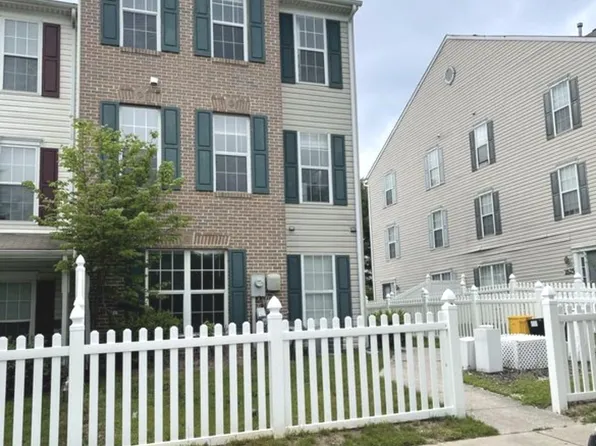1829 Watch House Cir S, Severn, MD 21144