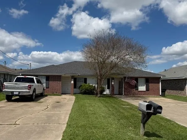 1808-1812 S Tallowood Dr, Lake Charles, LA 70605