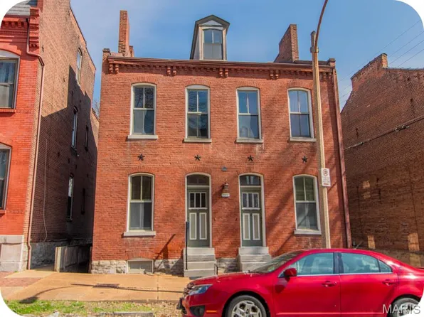 1217 Lami St, Saint Louis, MO 63104