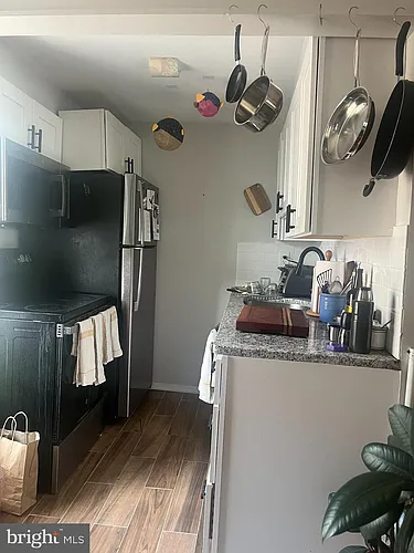 100 N 3rd St #4B Photo 1