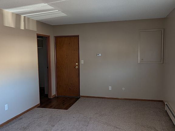Living room (colors may vary)