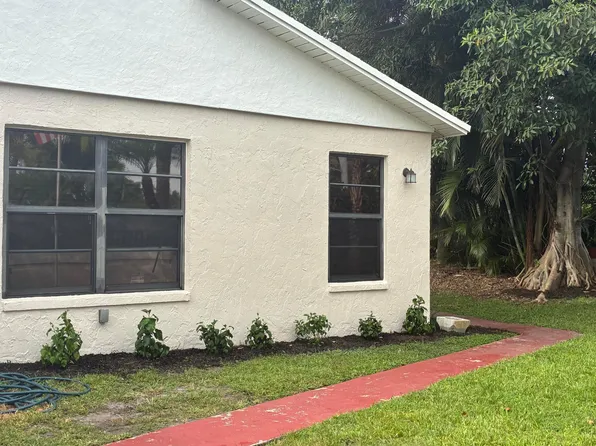 5021 MIRROR LAKES Boulevard, Boynton Beach, FL 33472