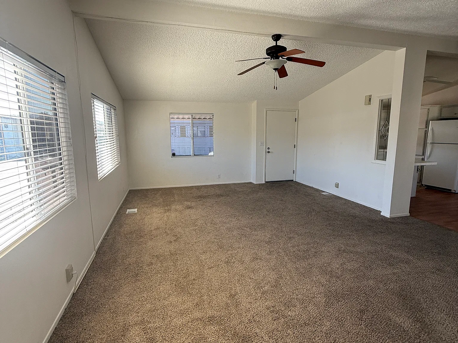 2 bed, 1344 sqft, $1,450 — Photo 2